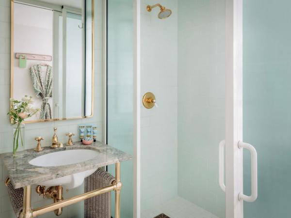 The Goodtime Hotel, Miami Beach a Tribute Portfolio Hotel : photo 7 de la chambre chambre lit queen-size standard - adaptée aux personnes malentendantes