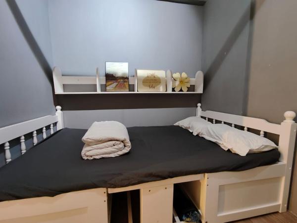 The Nap Mong Kok : photo 1 de la chambre lit dans dortoir mixte de 4 lits