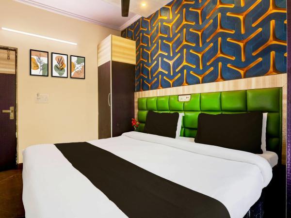 OYO Hotel Akash : photo 1 de la chambre chambre triple classique