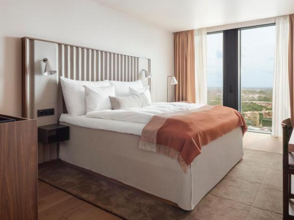 Clarion Hotel Karlatornet : photo 1 de la chambre chambre lit king-size supérieure