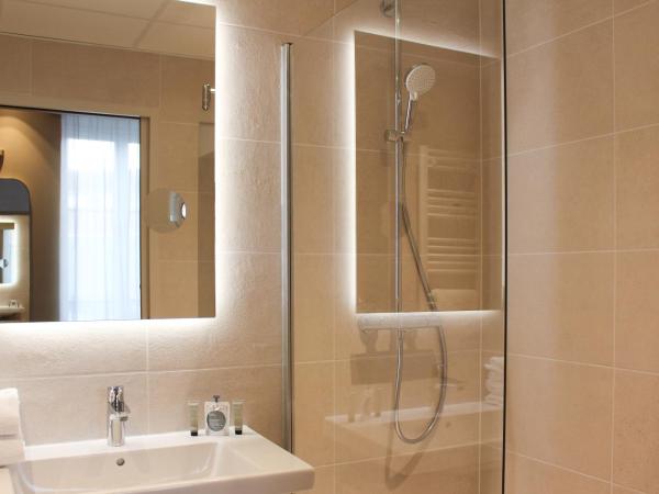 Brit Hotel Limoges Centre Gare - Hôtel & Spa : photo 4 de la chambre studio privilège de 30 m²