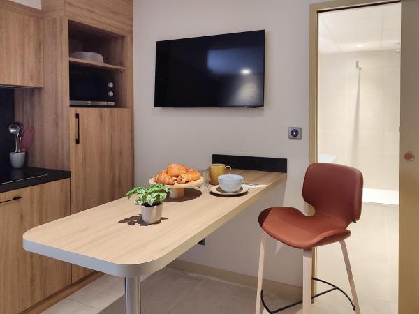 Brit Hotel Limoges Centre Gare - Hôtel & Spa : photo 10 de la chambre studio privilège de 35 m²