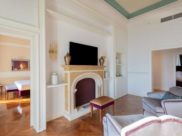 Grand Hotel Des Etrangers : photo 1 de la chambre suite impériale