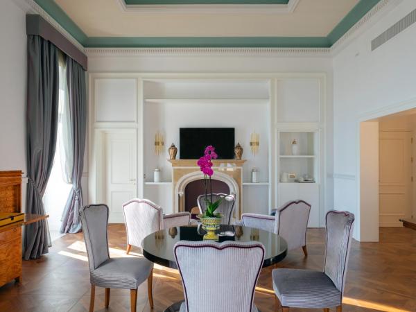 Grand Hotel Des Etrangers : photo 3 de la chambre suite impériale