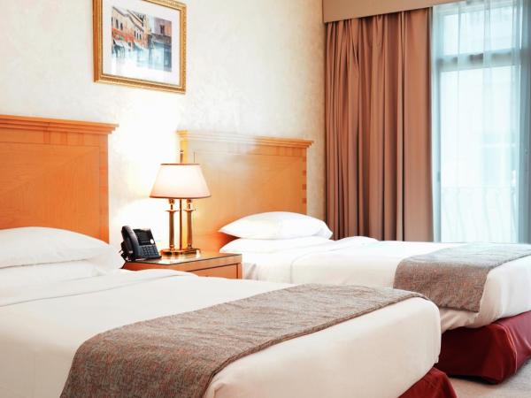 Swissôtel Al Murooj Dubai : photo 1 de la chambre appartement 2 chambres