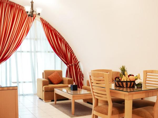 Swissôtel Al Murooj Dubai : photo 2 de la chambre appartement 1 chambre