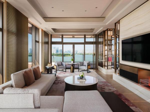 Four Seasons Hotel Suzhou : photo 6 de la chambre penthouse suite