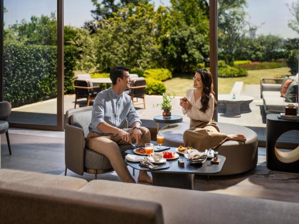 Four Seasons Hotel Suzhou : photo 2 de la chambre two bedroom garden villa 2 king