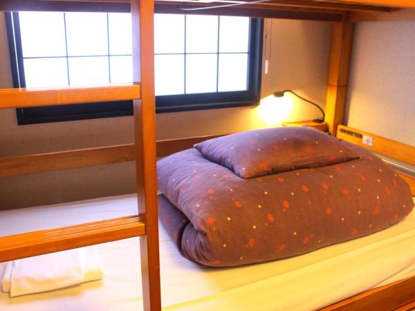 K's House Tokyo Oasis - Quality Hostel in Asakusa : photo 5 de la chambre chambre quadruple avec douche