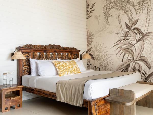 Constance Sakoa Boutik : photo 1 de la chambre suite de luxe - côté plage