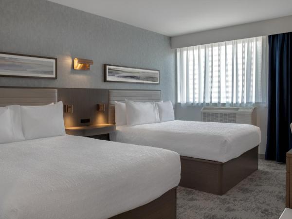 Hampton Inn By Hilton Winnipeg Downtown : photo 2 de la chambre chambre avec 2 grands lits queen-size