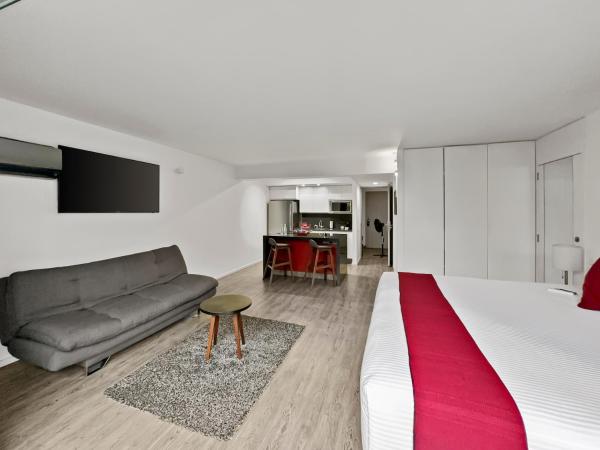 Armonik Suites By Casanevo : photo 2 de la chambre chambre lit king-size deluxe