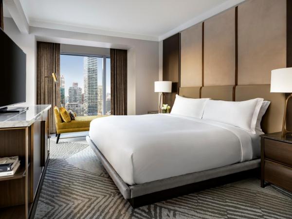 The Ritz-Carlton, Toronto : photo 3 de la chambre chambre 1 lit king-size - vue sur ville