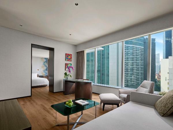 Traders Hotel, Kuala Lumpur : photo 2 de la chambre suite avec vue sur la ville