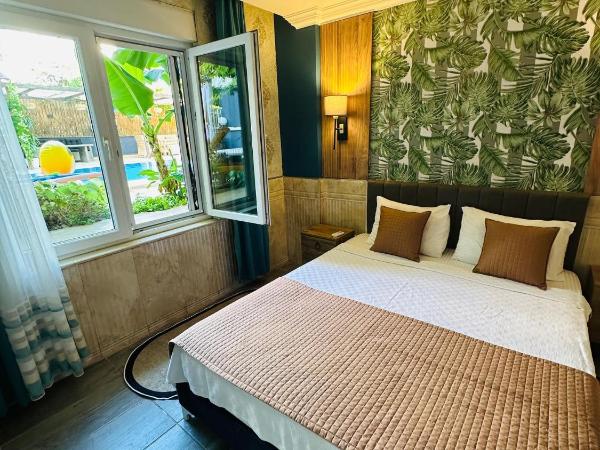 Royal Loft Suit : photo 9 de la chambre appartement - vue sur piscine