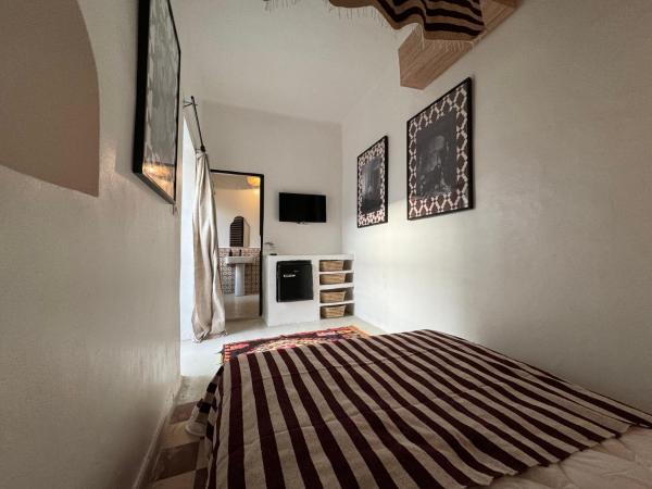 Riad Ait El Mouden : photo 4 de la chambre chambre double avec salle de bains privative