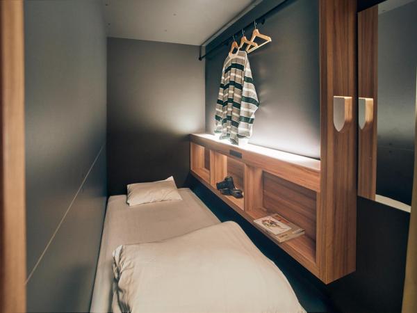 UNPLAN Fukuoka : photo 4 de la chambre lit simple dans dortoir mixte