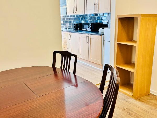 Charming Double Bed Room in New Moston : photo 4 de la chambre chambre double