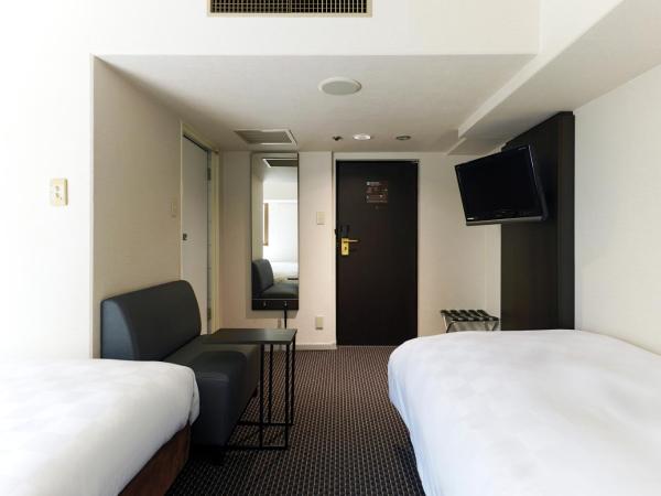 Hotel Consort Shin-Osaka : photo 3 de la chambre chambre triple - non-fumeurs