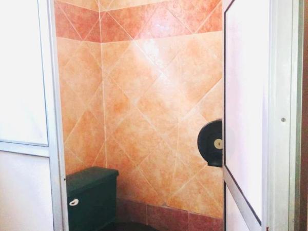 Hotel & Hostal Mayflower : photo 9 de la chambre bungalow familial