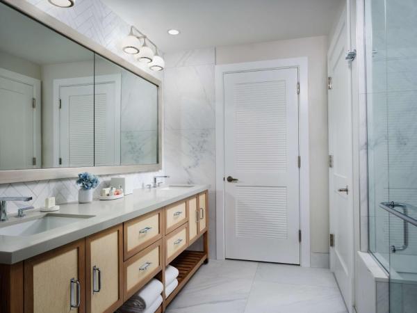 Shore House at The Del, Curio Collection by Hilton : photo 10 de la chambre two-bedroom loft villa with ocean view