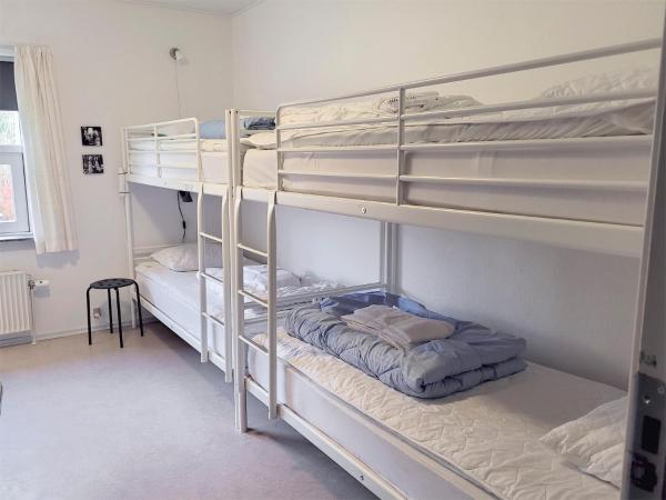 Aarhus Hostel og Hotel : photo 1 de la chambre chambre quadruple