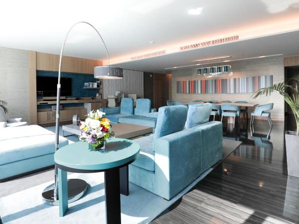 Sofitel Dubai Downtown : photo 7 de la chambre suite présidentielle avec accès au club - vue sur burj khalifa