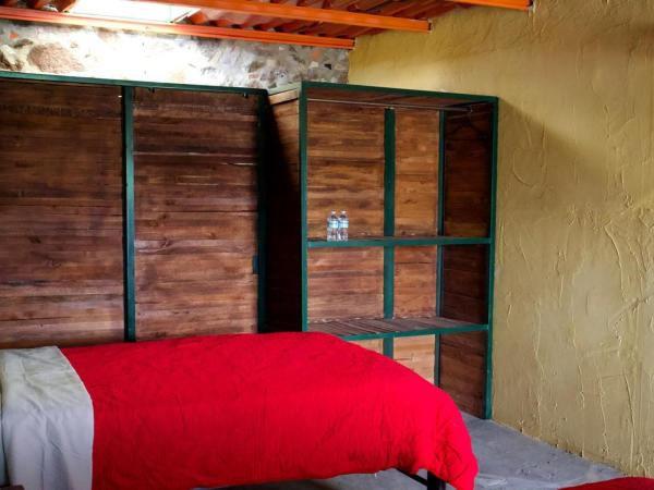 Ekohotel Kuishtak : photo 2 de la chambre chambre double