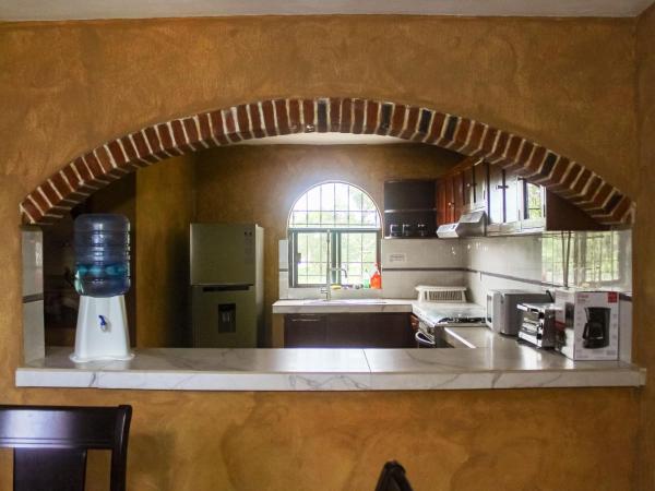 Hotel La Casona Real : photo 4 de la chambre suite familiale