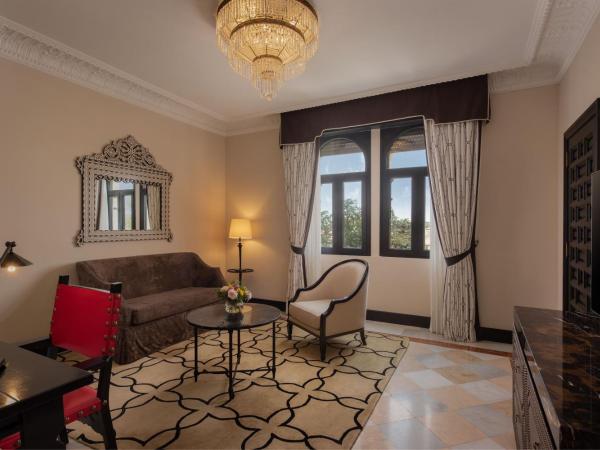 Hotel Alfonso XIII, a Luxury Collection Hotel, Seville : photo 3 de la chambre suite lit king-size exécutive