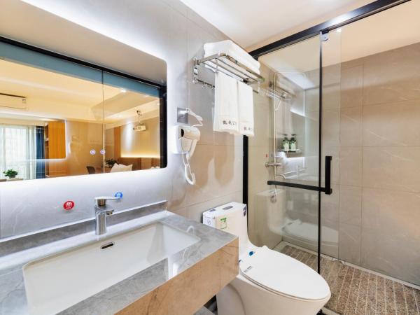 Guangzhou Haiyue Hotel : photo 6 de la chambre chambre double avec salle de bains privative