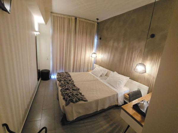 Atlantis Boutique City Hotel : photo 4 de la chambre chambre double ou lits jumeaux supérieure