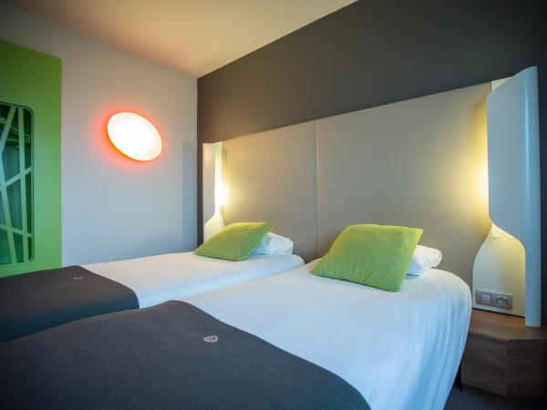 Campanile Dijon Congrès Clemenceau : photo 7 de la chambre chambre lits jumeaux