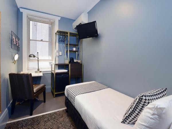 The Maisonette : photo 3 de la chambre chambre simple Économique avec salle de bains commune