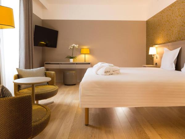 Oceania Le Jura Dijon : photo 1 de la chambre chambre familiale prestige