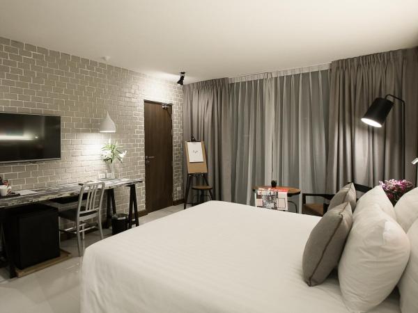 Art Mai Gallery Nimman Hotel Chiang Mai - SHA Plus : photo 5 de la chambre chambre communicante galerie d’art