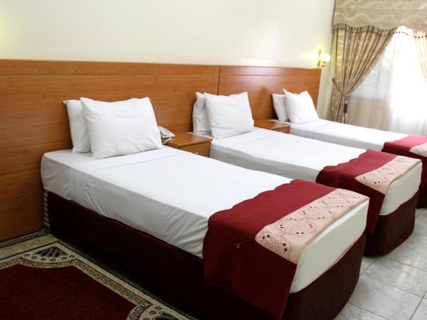 Al Ahrar Hotel : photo 5 de la chambre chambre quadruple classique