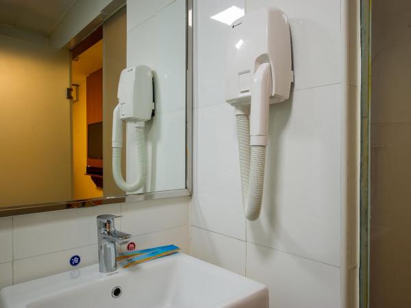 7Days Premium Nanjing Xinjiekou Subway Station : photo 6 de la chambre chambre lits jumeaux