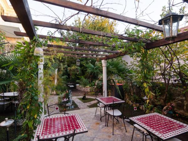 B&B Villa Dubrovnik Garden : photo 1 de la chambre chambre double avec terrasse