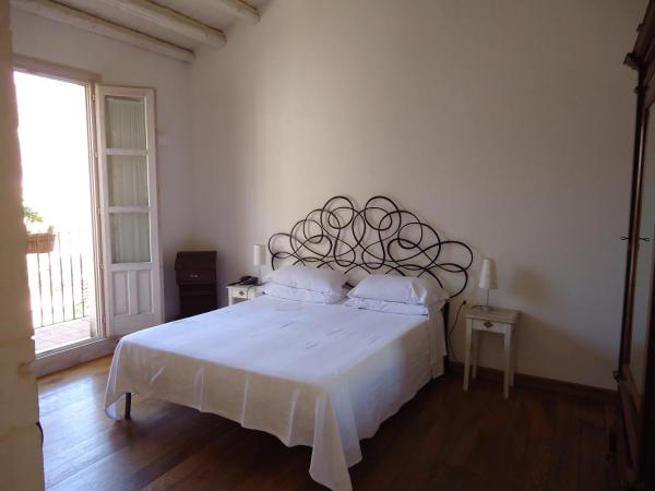 B&B Palazzo Del Sale : photo 5 de la chambre chambre double avec terrasse privée