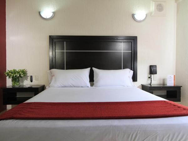 Hotel Estadio : photo 9 de la chambre chambre lit king-size