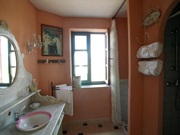 Chambre d'hôtes La Margotte : photo 2 de la chambre chambre double