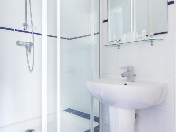 Hotel des Arts - Cite Bergere : photo 6 de la chambre chambre lits jumeaux