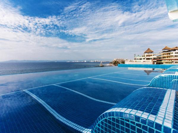 Vallarta Shores Beach Hotel : photo 2 de la chambre suite penthouse