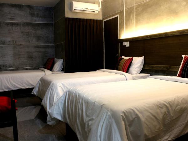 Bangkok 68 : photo 2 de la chambre chambre triple Économique