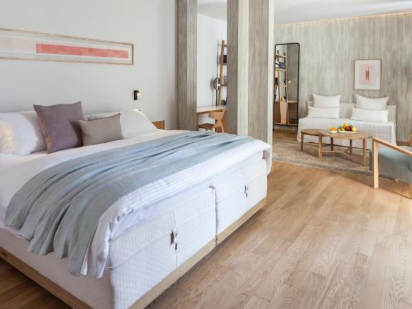 Coco-Mat Hotel Athens : photo 1 de la chambre urban suite with balcony and city view