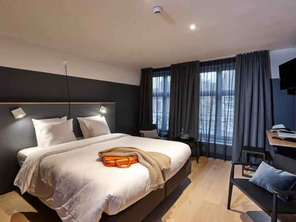 Hotel Monsieur Ernest : photo 3 de la chambre chambre triple standard