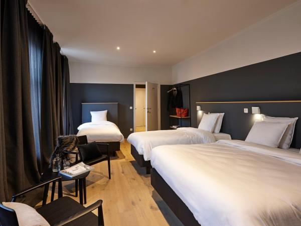 Hotel Monsieur Ernest : photo 1 de la chambre chambre familiale standard