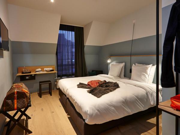 Hotel Monsieur Ernest : photo 1 de la chambre chambre double standard