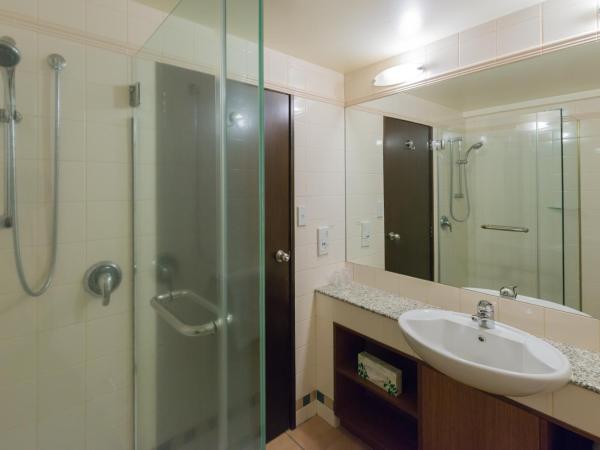 Millennium Hotel & Resort Manuels Taupo : photo 6 de la chambre chambre lit queen-size standard - vue sur lac